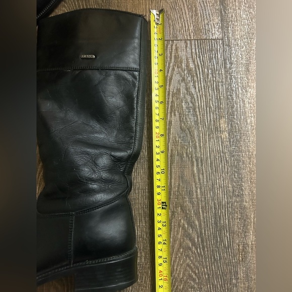 ARTICA side 7 moto square toed lightly lined winter boots in excellent condition - Picture 14 of 15